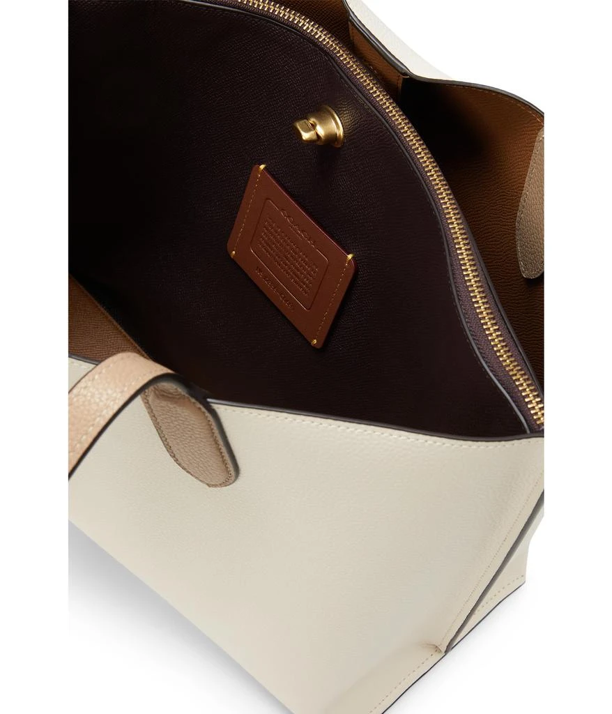 商品Coach|Color-Block Leather Willow Tote,价格¥2839,第3张图片详细描述