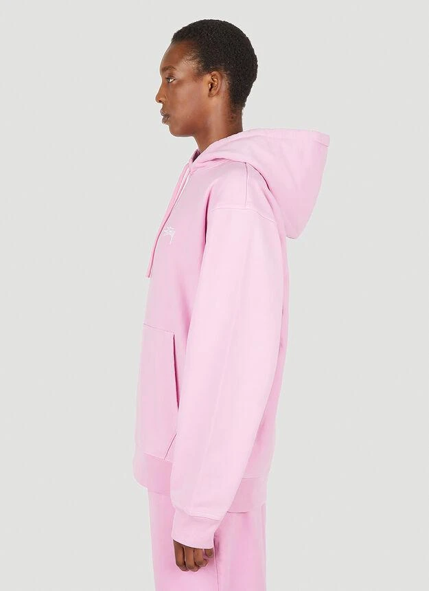商品STUSSY|Stock Logo Hooded Sweatshirt in Pink,价格¥549,第3张图片详细描述