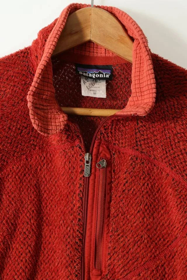 商品Patagonia|Vintage Patagonia High Loft Full Zip Light Jacket,价格¥892,第2张图片详细描述