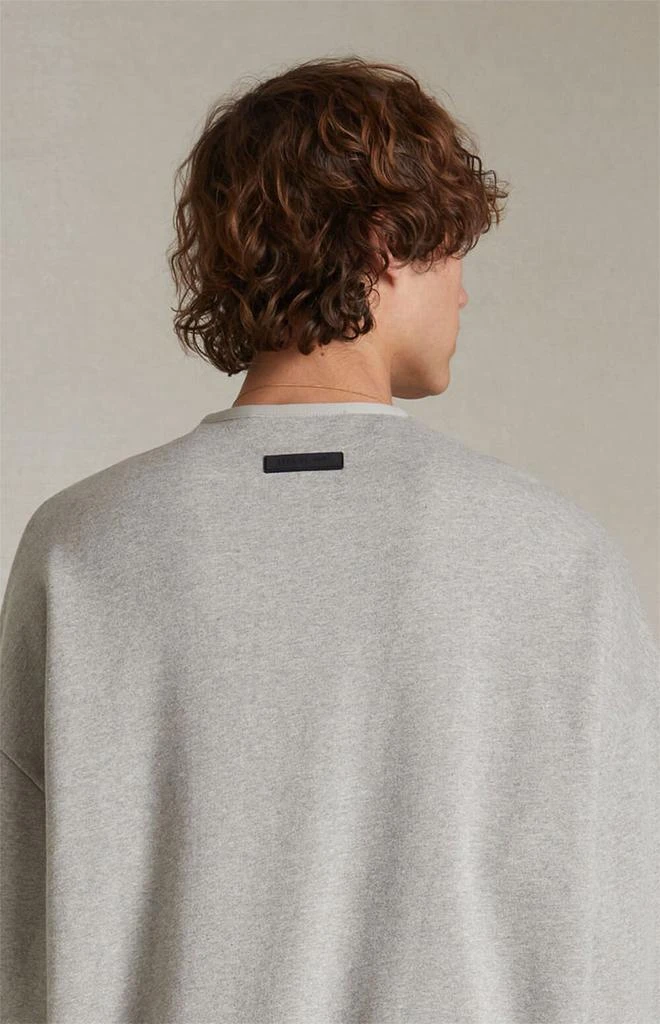 商品Essentials|Dark Heather Oatmeal Crew Neck Sweatshirt,价格¥525,第4张图片详细描述