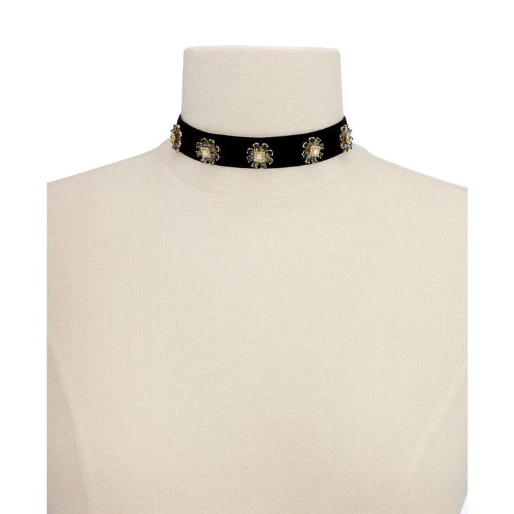 商品INC International|M.Haskell for  Gold-Tone Crystal Flower Velvet Choker Necklace, Created for Macy's,价格¥68,第2张图片详细描述