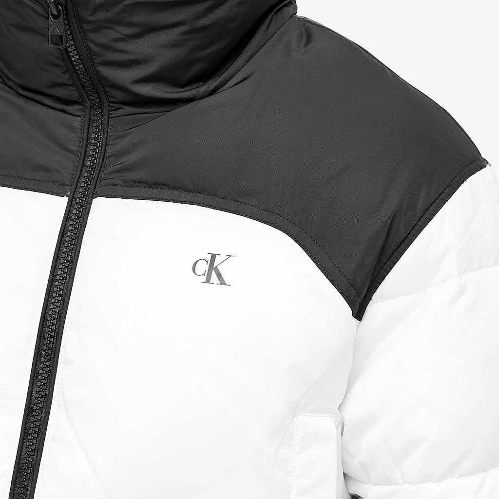 商品Calvin Klein|Calvin Klein Blocked Crop Puffer Jacket,价格¥1666,第5张图片详细描述