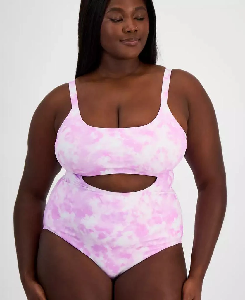 商品California Waves|Trendy Plus Size Tie-Dye Cutout One-Piece Swimsuit, Created for Macy's,价格¥223,第4张图片详细描述