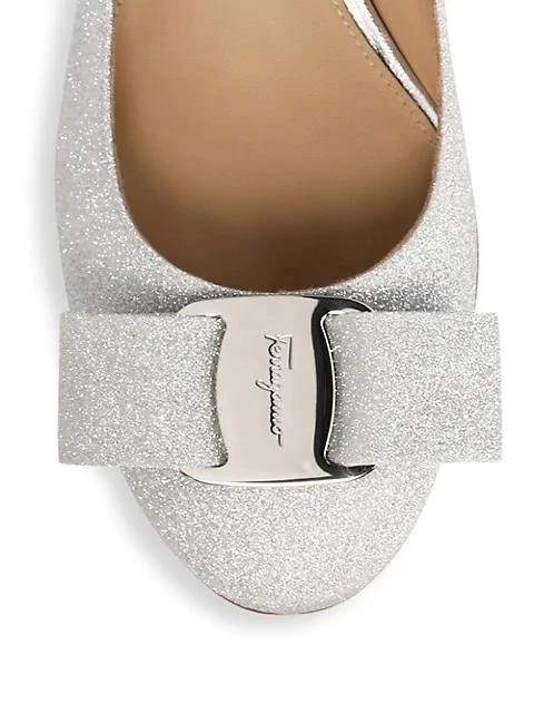商品Salvatore Ferragamo|Vara Glitter 蝴蝶结单鞋,价格¥2178,第4张图片详细描述