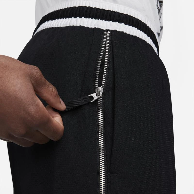 商品NIKE|Nike DNA 10" Shorts - Men's,价格¥185,第4张图片详细描述