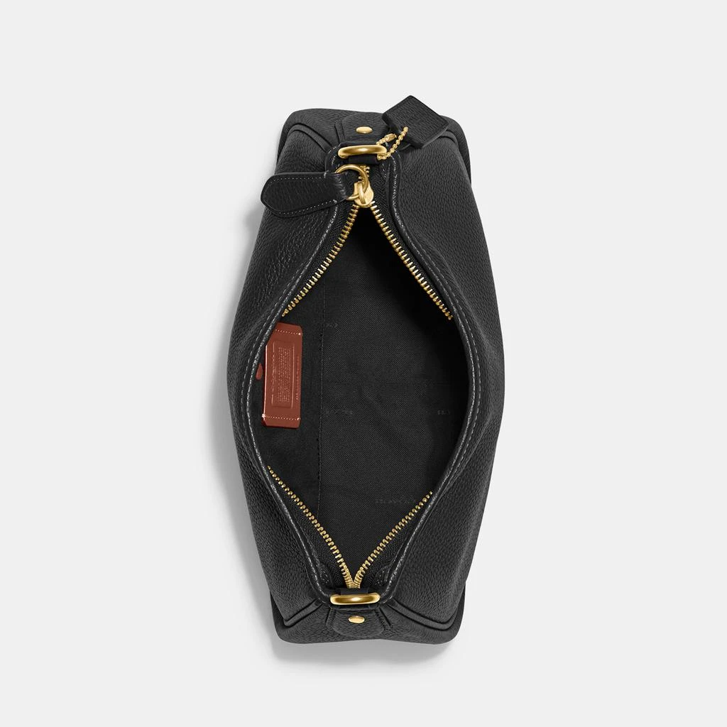 商品Coach|Coach Cary Pebble-Grain Leather Cross Body Bag,价格¥2609,第5张图片详细描述