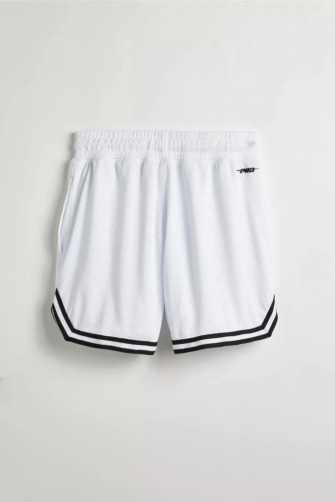 商品Urban Outfitters|Lincoln University UO Exclusive 5" Mesh Short,价格¥425,第3张图片详细描述