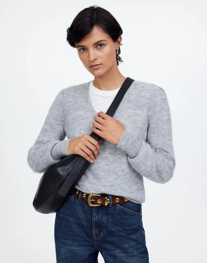 商品Madewell|The Essential Curve Shoulder Bag,价格¥1576,第5张图片详细描述