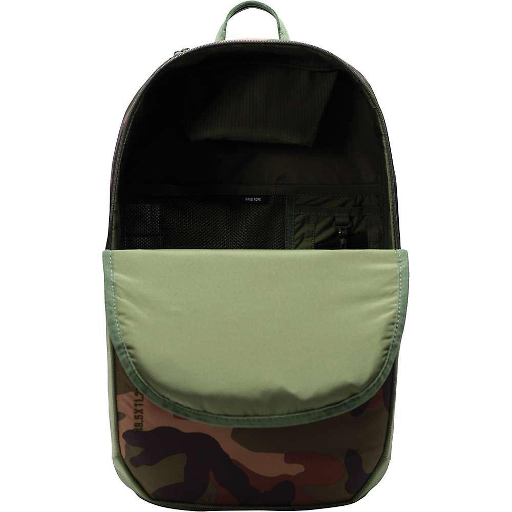 商品Herschel Supply|Mammoth Large Backpack,价格¥473,第7张图片详细描述
