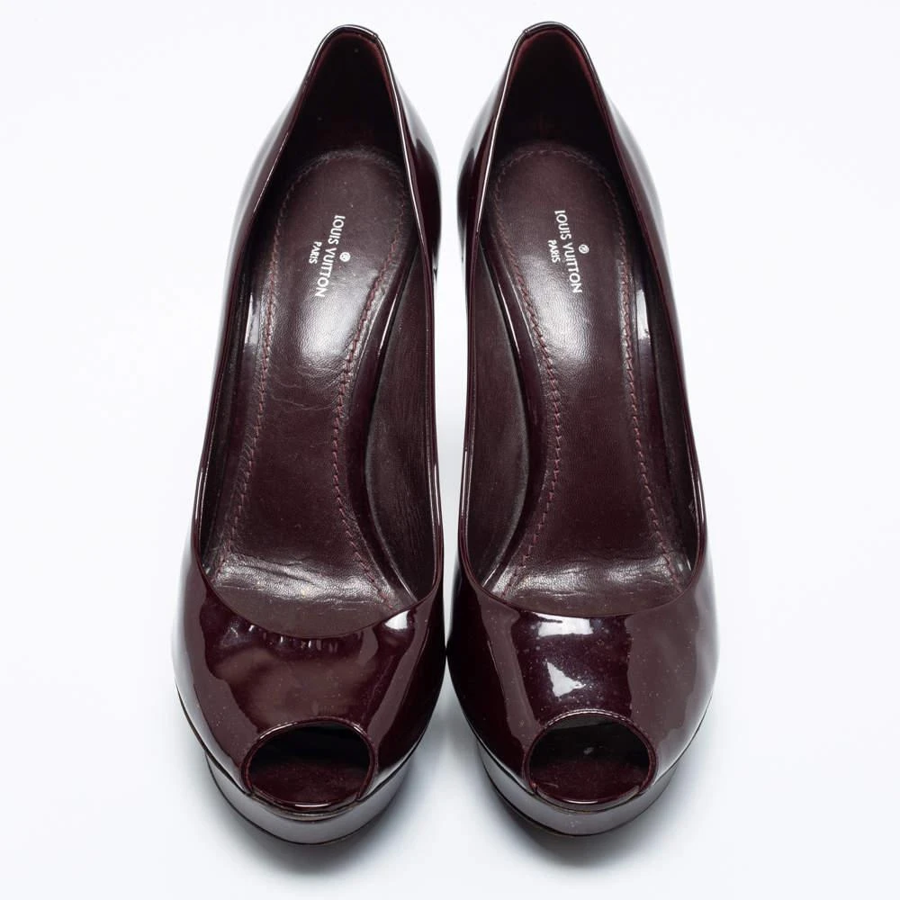 商品[二手商品] Louis Vuitton|Louis Vuitton Dark Burgundy Patent Leather Eyeline Peep-Toe Platform Pumps Size 40,价格¥2809,第3张图片详细描述