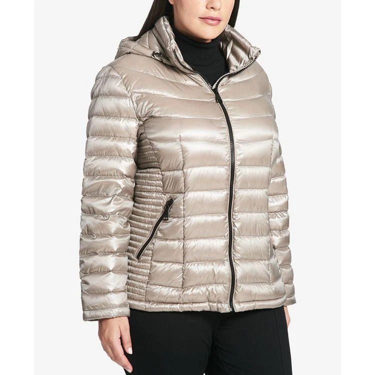 商品Calvin Klein|Plus Size Packable Puffer Coat,价格¥748,第2张图片详细描述