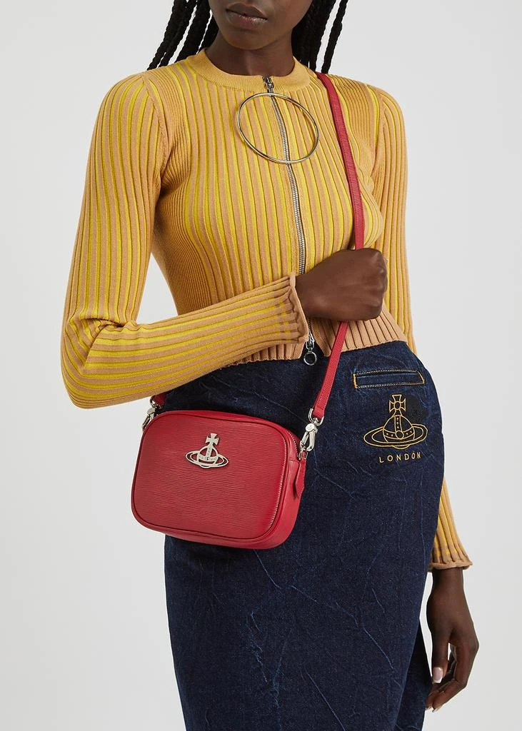 商品Vivienne Westwood|Anna red textured vegan leather camera bag,价格¥2133,第5张图片详细描述