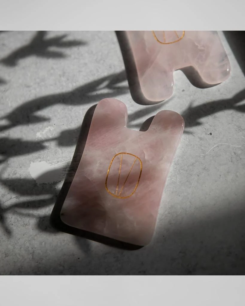 商品Vie Healing|Rose Quartz Gua Sha,价格¥325,第5张图片详细描述