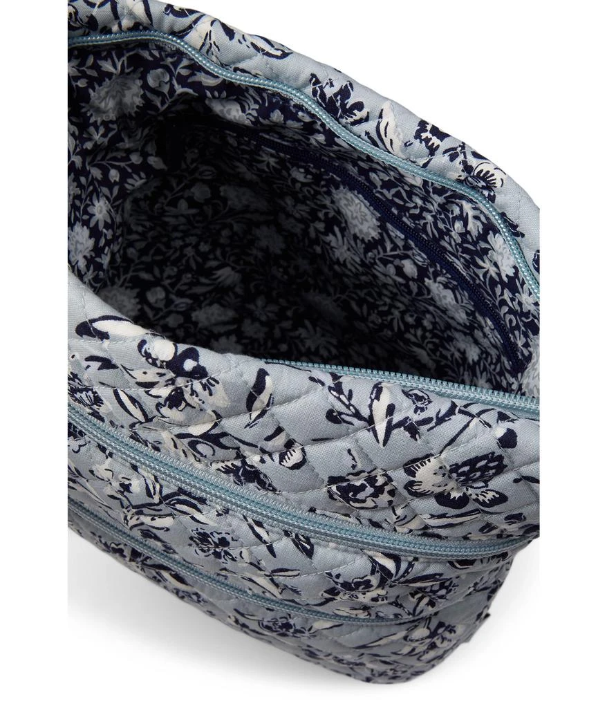 商品Vera Bradley|Cotton Triple Zip Hipster Crossbody Purse,价格¥566,第3张图片详细描述
