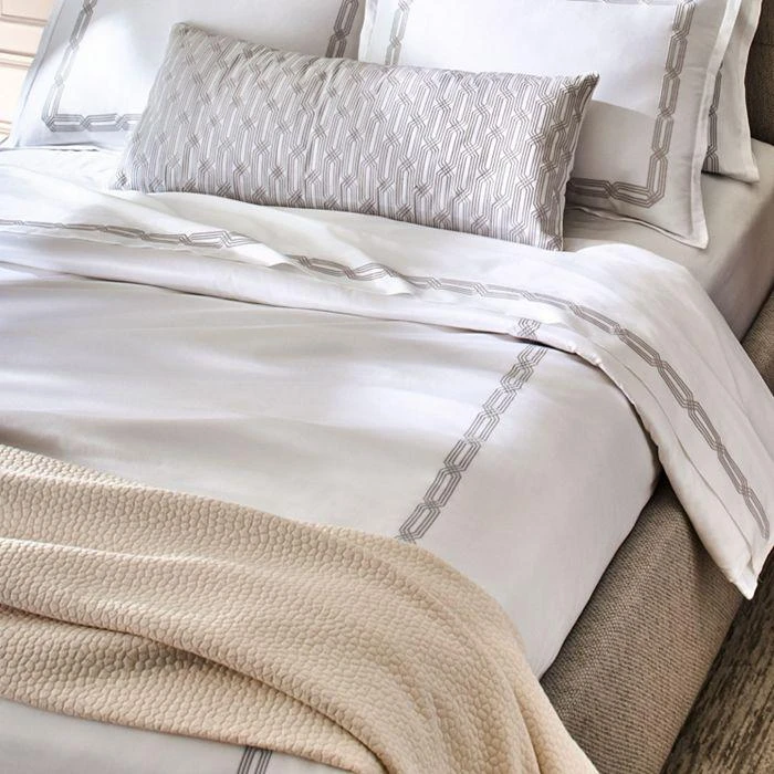 商品Hudson|Italian Tivoli Embroidered Duvet, Full/Queen - Exclusive,价格¥3328,第4张图片详细描述