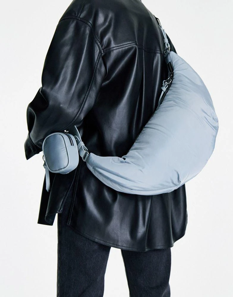 商品Topshop|Topshop nylon sling croissant in blue - LBLUE,价格¥139,第4张图片详细描述
