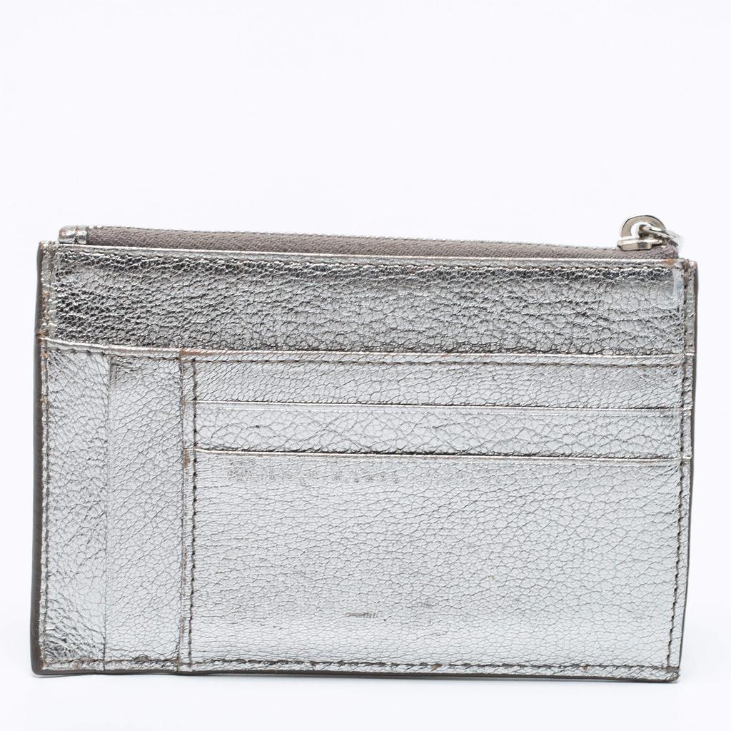 Miu Miu Metallic Silver Leather Zip Card Holder商品第5张图片规格展示