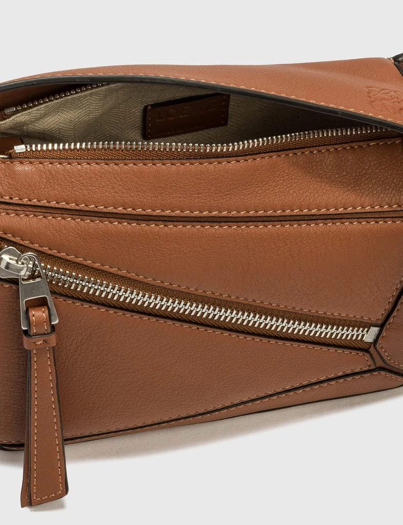商品Loewe|Mini Puzzle Bumbag,价格¥12396,第4张图片详细描述