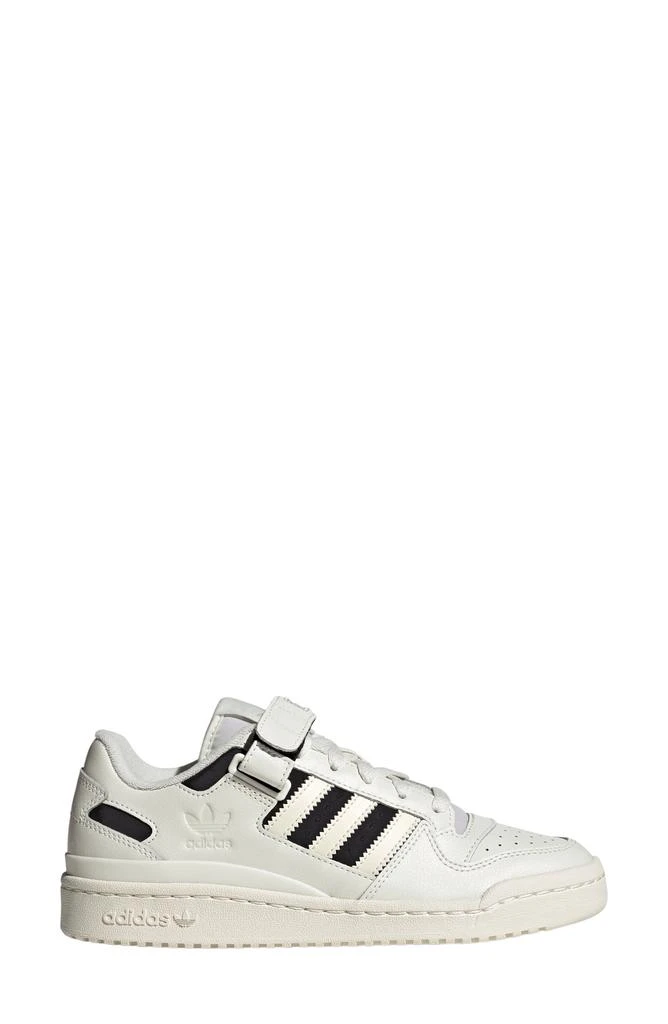 商品Adidas|Forum Low Basketball Sneaker,价格¥398,第1张图片