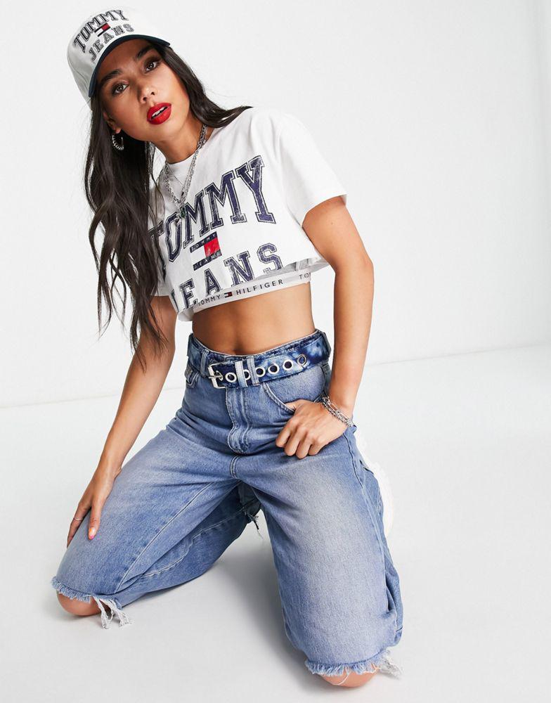 Tommy Jeans x ASOS exclusive collab cropped logo t-shirt in white商品第1张图片规格展示