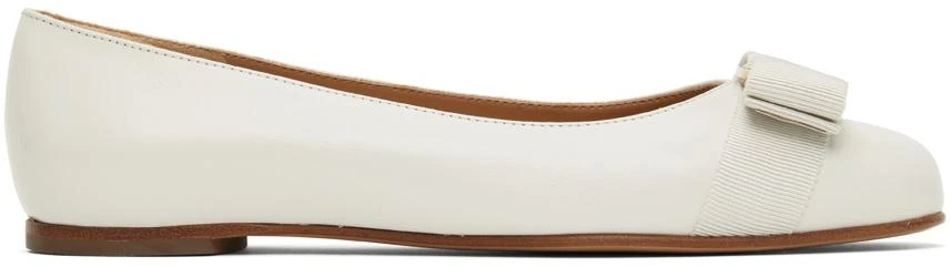 商品Salvatore Ferragamo|白色 Varina 芭蕾鞋,价格¥4067,第1张图片