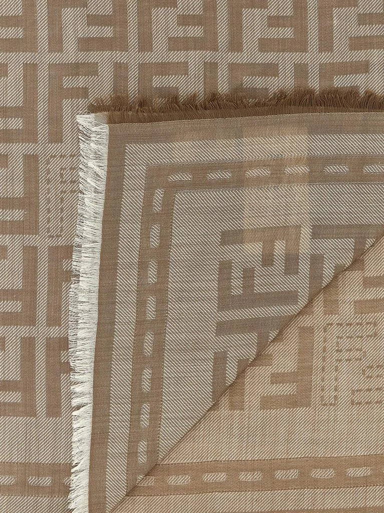 商品Fendi|Ff Shawl Scarves And Foulards Beige,价格¥3543,第3张图片详细描述