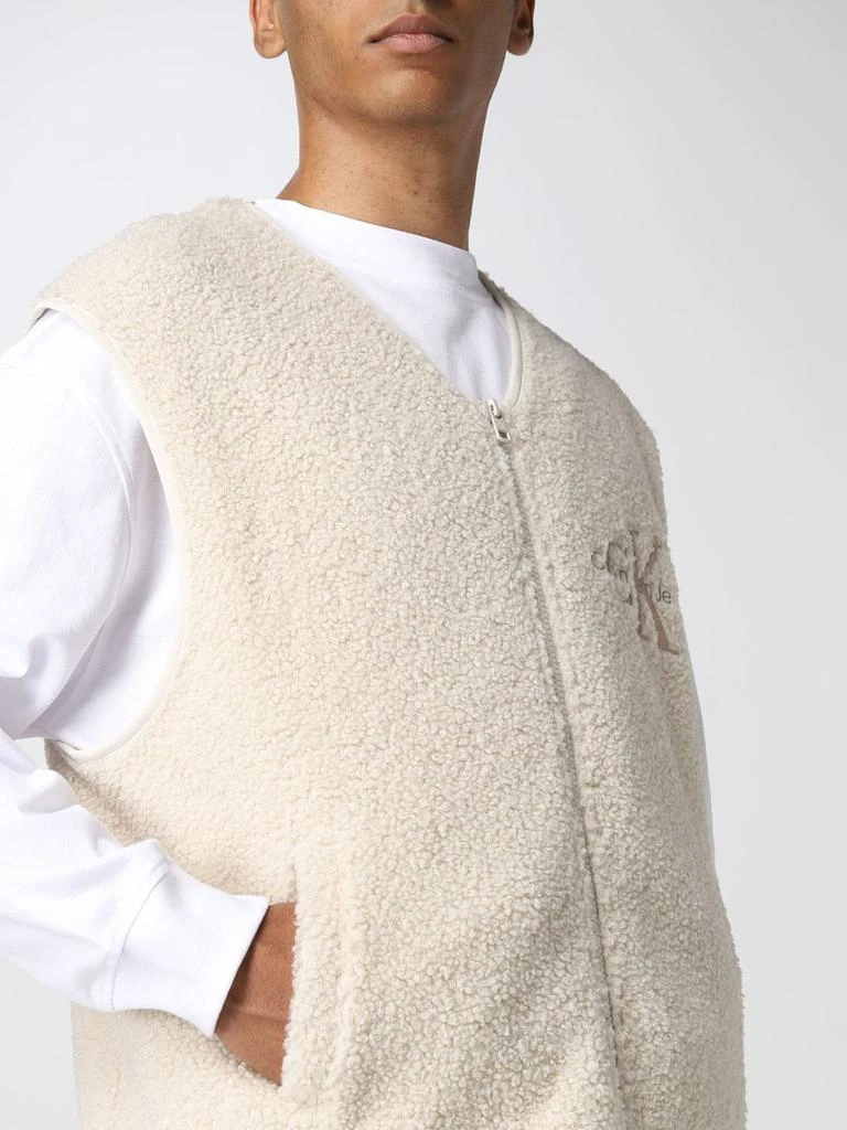 商品Calvin Klein|Calvin Klein Jeans monologue teddy vest,价格¥386,第4张图片详细描述