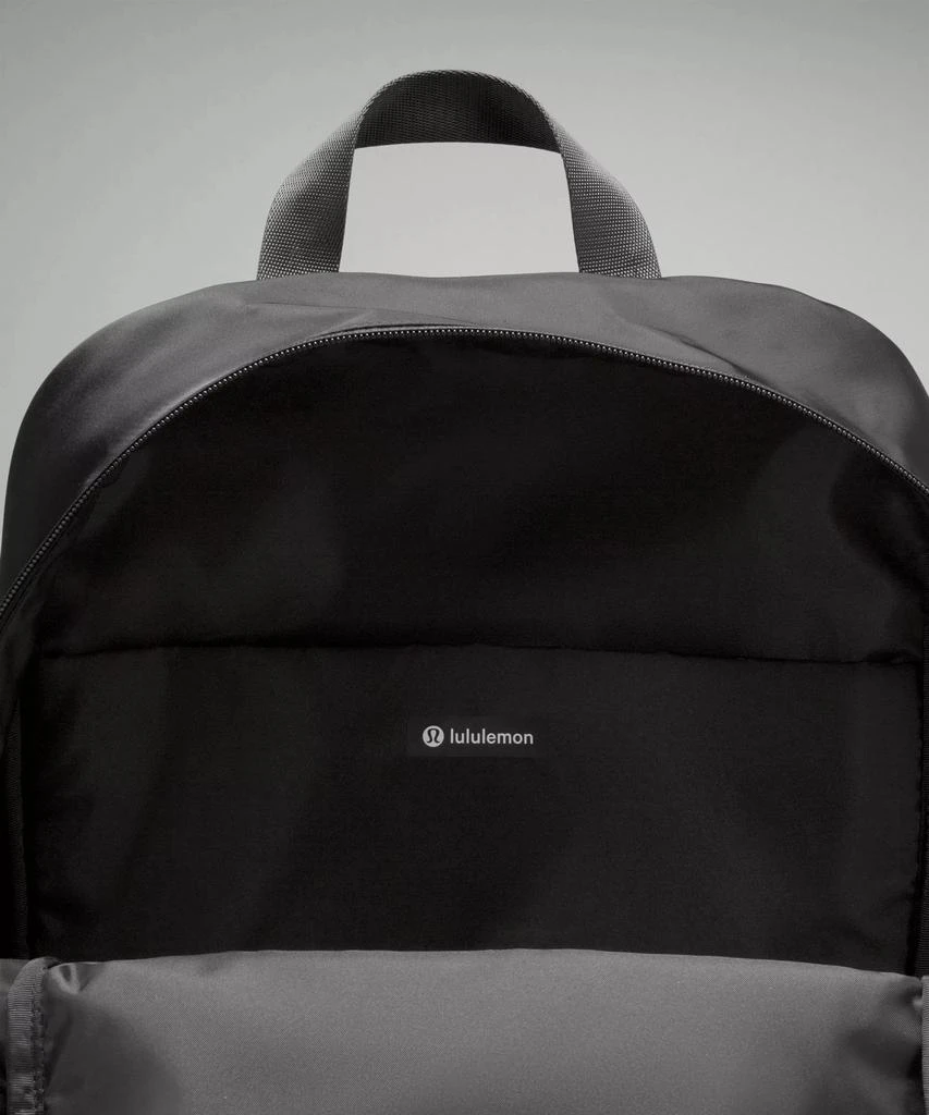 商品Lululemon|Everywhere Backpack 22L,价格¥655,第5张图片详细描述