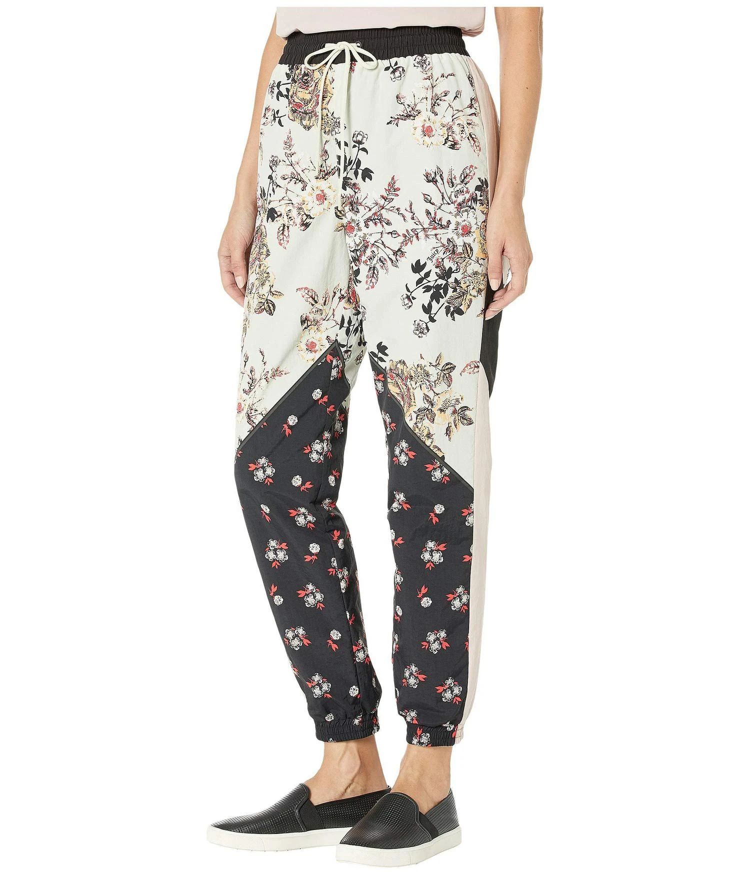 商品Juicy Couture|Secret Garden Floral Nylon Track Pants,价格¥211,第2张图片详细描述