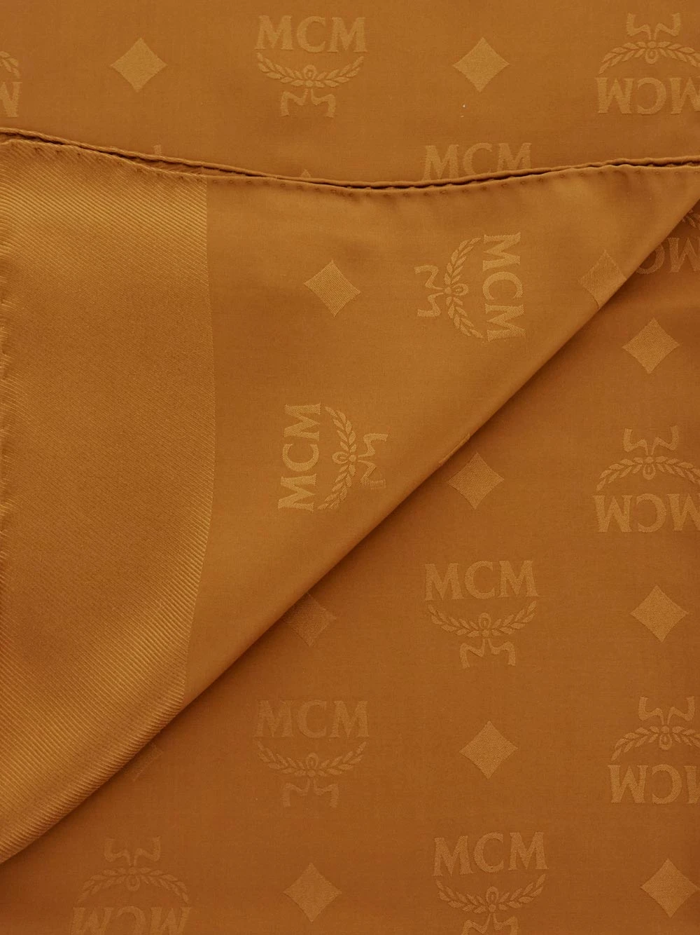 商品MCM|MCM 女士围巾 MEFDAMM08CO 橙色,价格¥2580,第4张图片详细描述