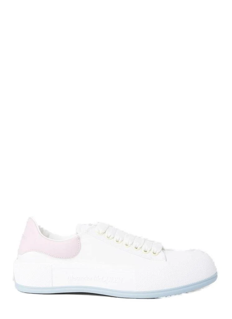 商品Alexander McQueen|Alexander McQueen Deck Plimsoll Lace-Up Sneakers,价格¥2471,第1张图片