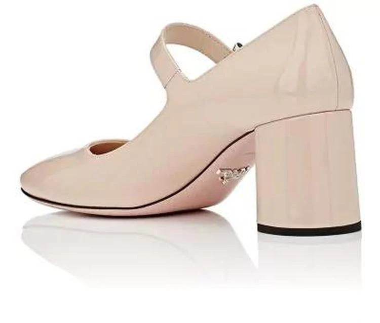 商品Prada|Patent Leather Mary Jane Pumps,价格¥4982,第3张图片详细描述