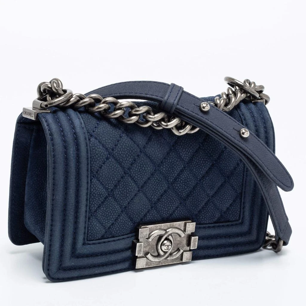 商品[二手商品] Chanel|Chanel Blue Quilted Caviar Nubuck Leather Small Boy Flap Bag,价格¥20986,第3张图片详细描述