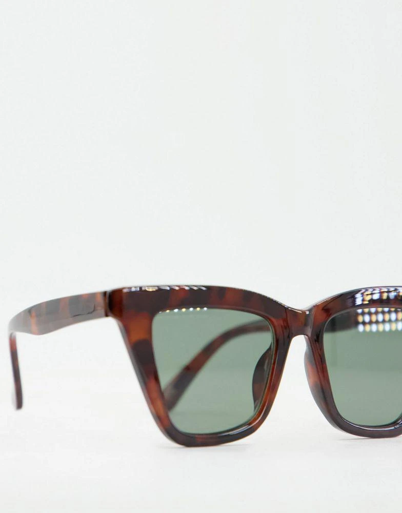 商品ASOS|ASOS DESIGN angular frame cat eye sunglasses in tort,价格¥58,第3张图片详细描述
