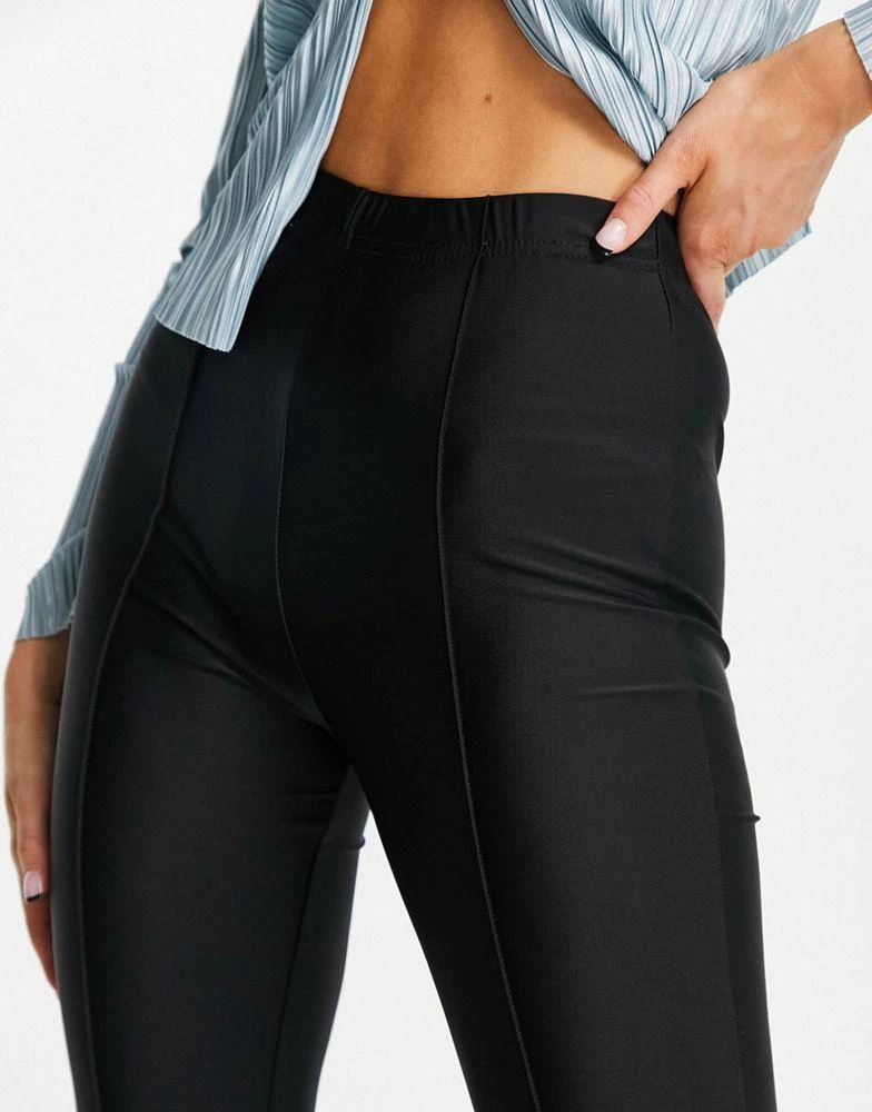 商品ASOS|ASOS DESIGN matte sheen legging with pintuck in black,价格¥95,第3张图片详细描述