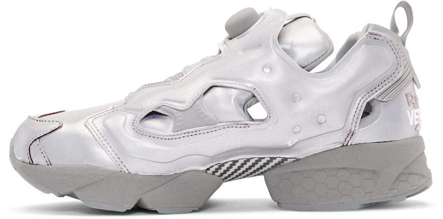 商品Vetements|Grey Reebok Edition Reflective Instapump Fury Sneakers,价格¥2160,第2张图片详细描述