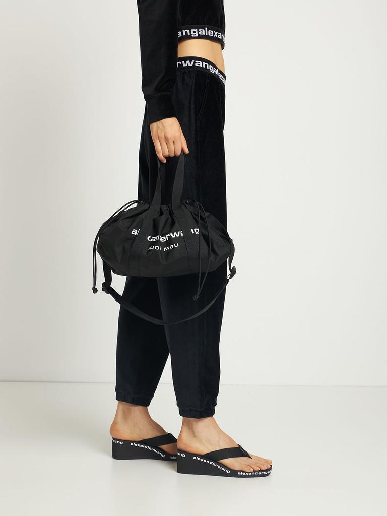 商品Alexander Wang|Primal Drawstring Nylon Duffle Bag,价格¥2775,第4张图片详细描述