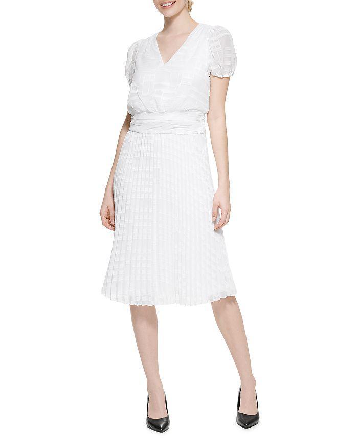商品Karl Lagerfeld Paris|V Neck Midi Dress,价格¥1121,第3张图片详细描述