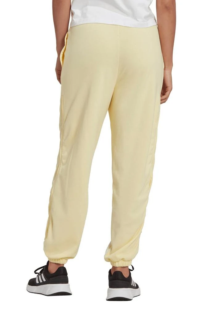 商品Adidas|Hyperglam 3-Stripes Oversized Cuffed Joggers,价格¥256,第2张图片详细描述