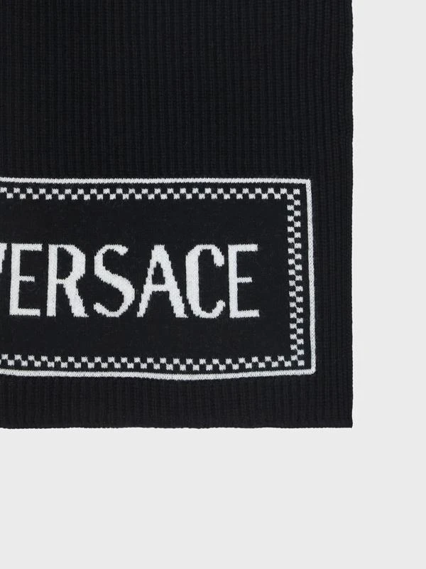 GIANNI VERSACE SCARVES 商品