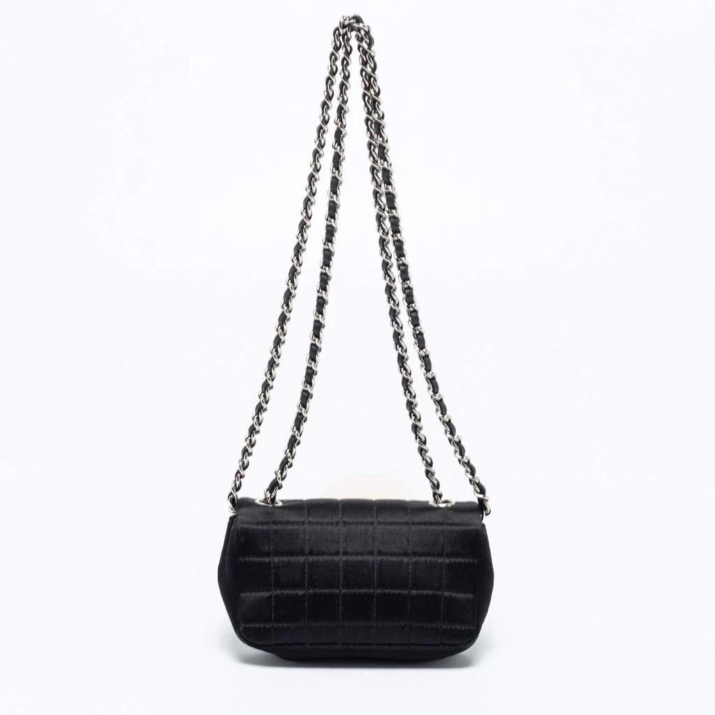 商品[二手商品] Chanel|Chanel Black Square Quilt Satin Charm Flap Bag ,价格¥24479,第4张图片详细描述
