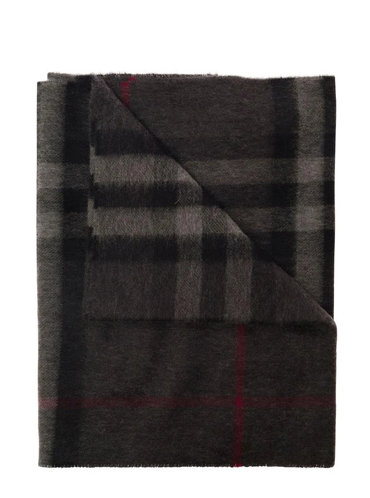 商品Burberry|Burberry Grey Scarf With Vintage Check Motif And Fringed Hem In Cashmere Man,价格¥3106,第1张图片