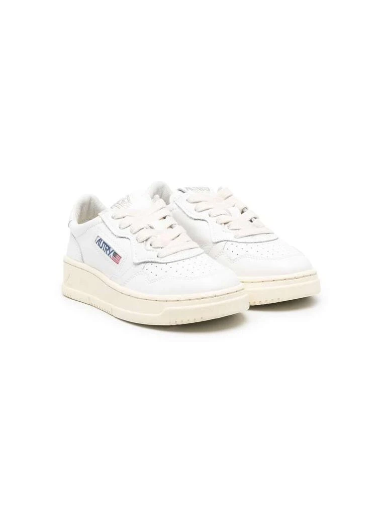 商品Autry|White medalist Low Top Sneakers In Cow Leather Boy,价格¥1253,第1张图片