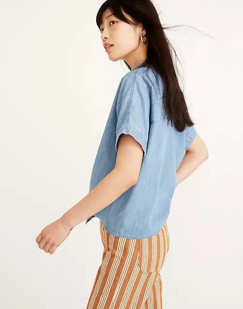 商品Madewell|Denim Short-Sleeve Tie-Front Shirt,价格¥317,第2张图片详细描述