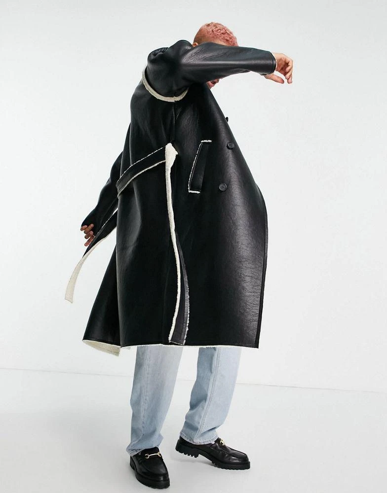 商品ASOS|ASOS DESIGN faux leather trench coat in black with ecru borg lining,价格¥421,第2张图片详细描述