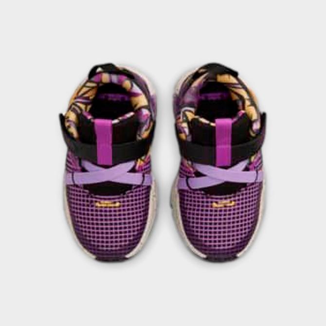 Little Kids' Nike LeBron Witness 7 SE Stretch Lace Basketball Shoes商品第5张图片规格展示