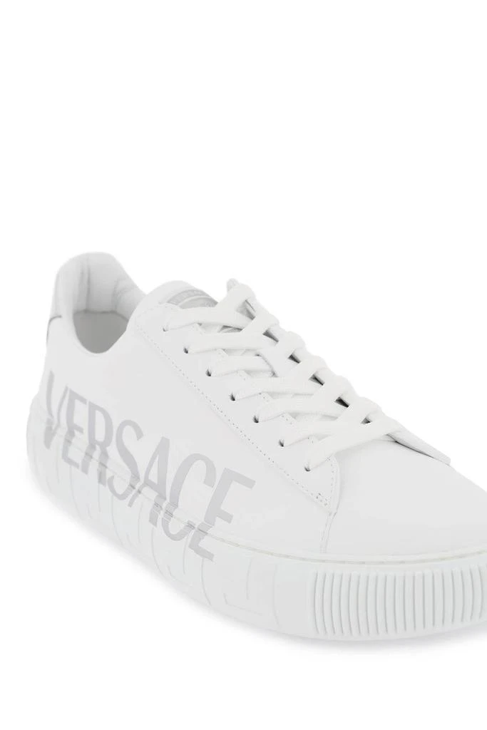 商品Versace|'Greca' sneakers with logo,价格¥2358,第4张图片详细描述