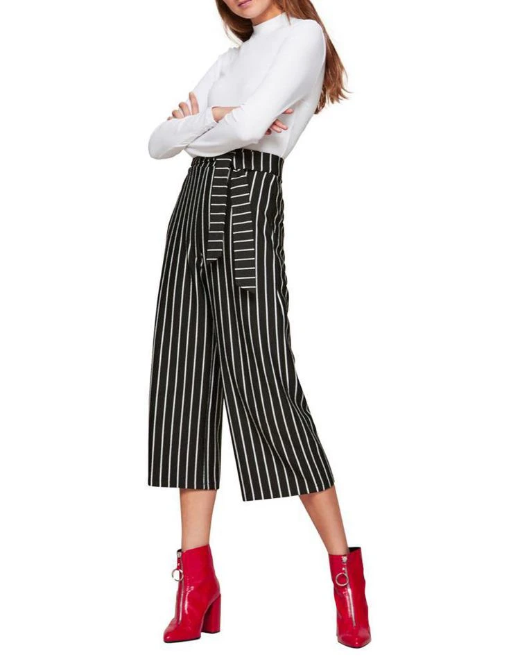 商品Miss Selfridge|Funnelneck Crop Top,价格¥113,第4张图片详细描述