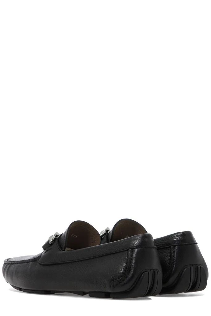 商品Salvatore Ferragamo|Salvatore Ferragamo Logo Plaque Slip-On Loafers,价格¥2859,第4张图片详细描述