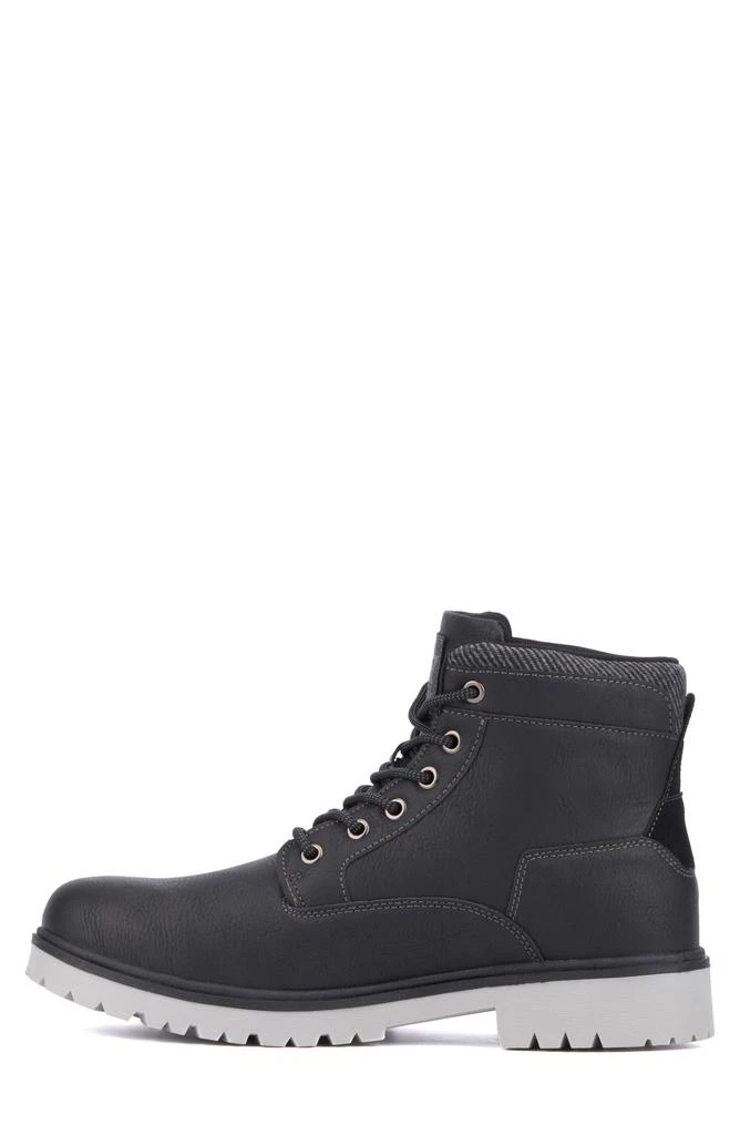 Hunter Faux Leather Boot 商品